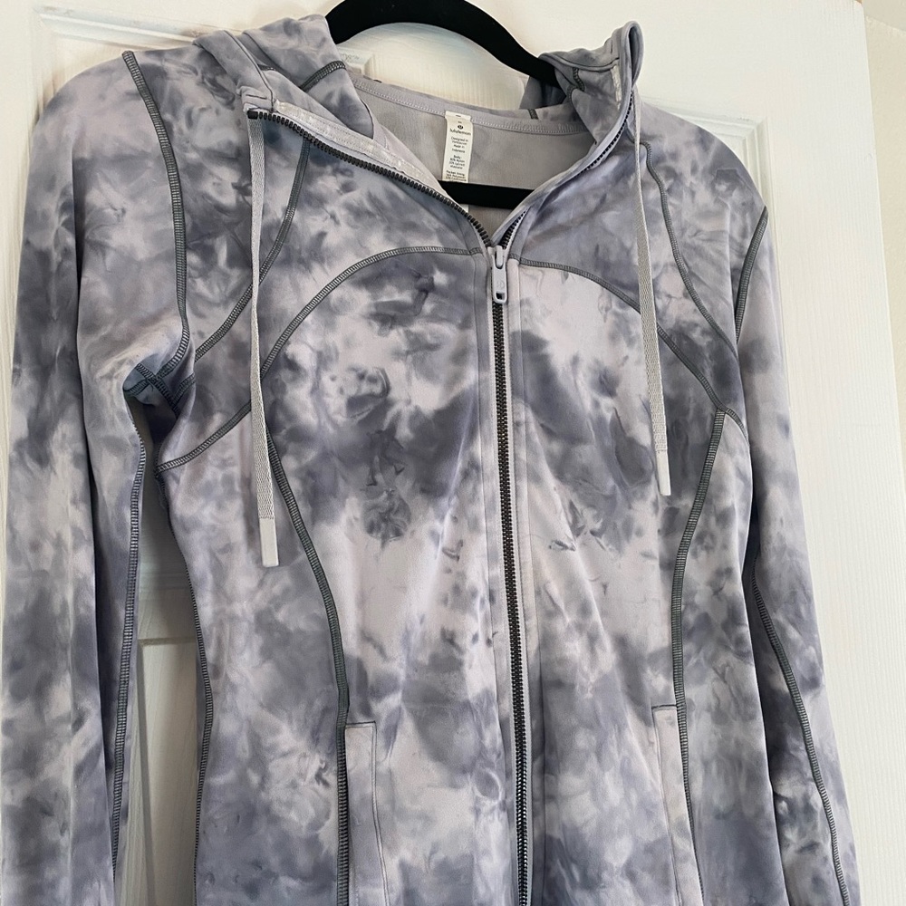 Lululemon jacket with hood